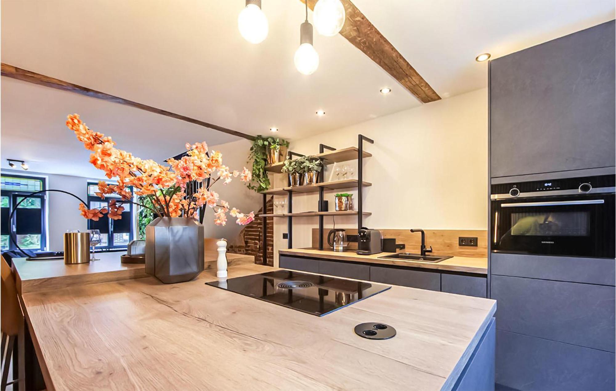 Gorgeous Home In Roermond With Kitchen Buitenkant foto